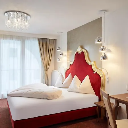 Hotel Romantikhotel Zell Am 4*