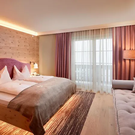Ξενοδοχείο Romantikhotel Zell Am