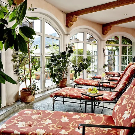 Romantikhotel Zell Am