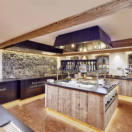 Ξενοδοχείο Romantikhotel Zell Am Τσελ αμ Ζέε