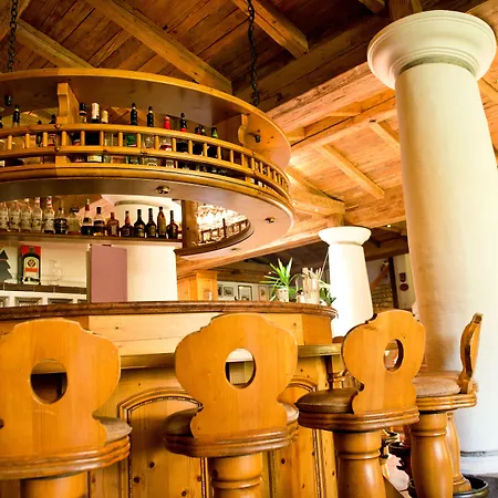 Ξενοδοχείο Romantikhotel Zell Am 4*