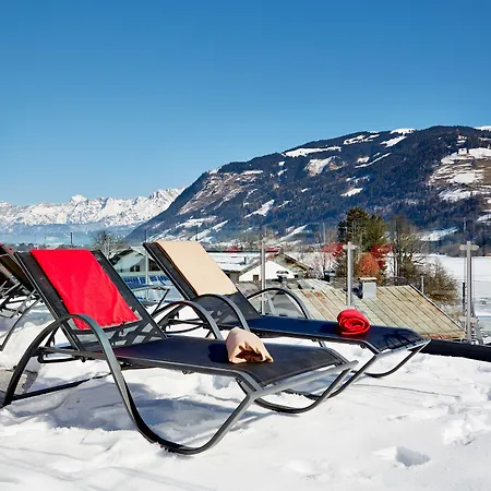 Romantikhotel Zell Am מלון צל-אם-זי