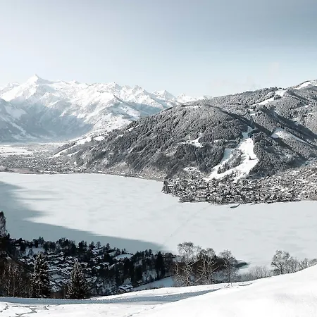 Hotel Romantikhotel Zell Am 4*