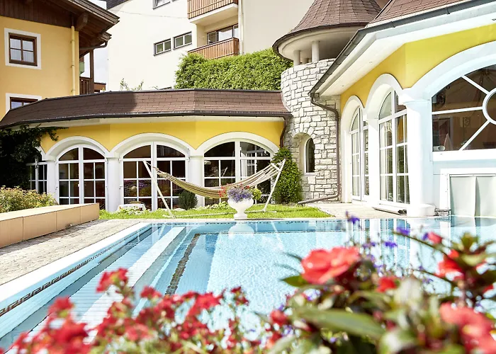 Romantikhotel Zell Am 4*