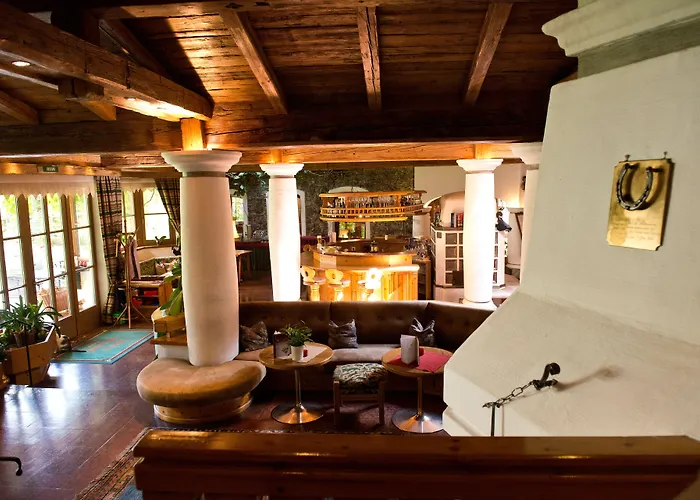 Готель Romantikhotel Zell Am 4*