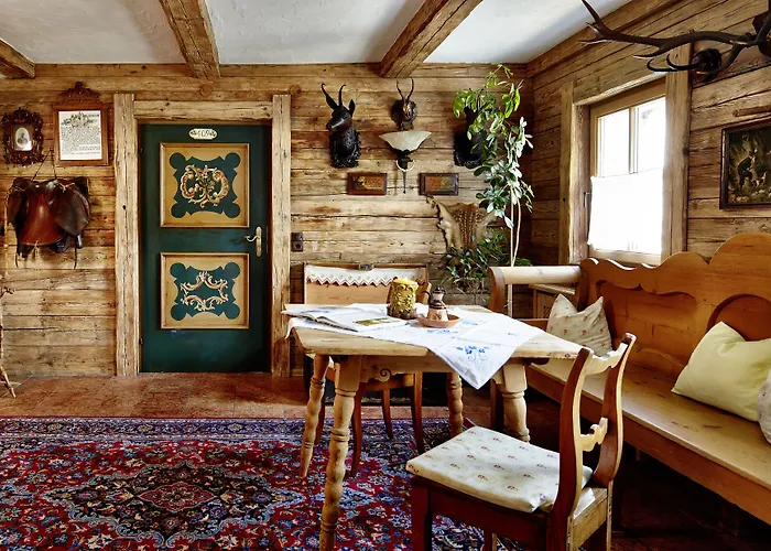 Готель Romantikhotel Zell Am