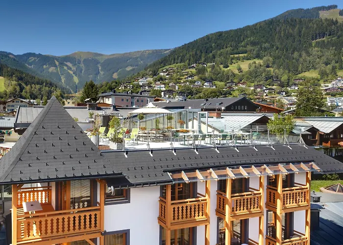 Hotel Romantikhotel Zell Am 4*