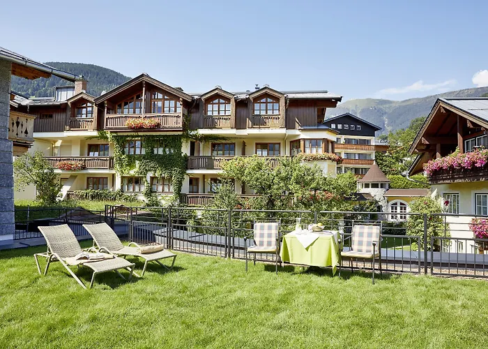 Romantikhotel Zell Am Готель Целль-ам-Зеє