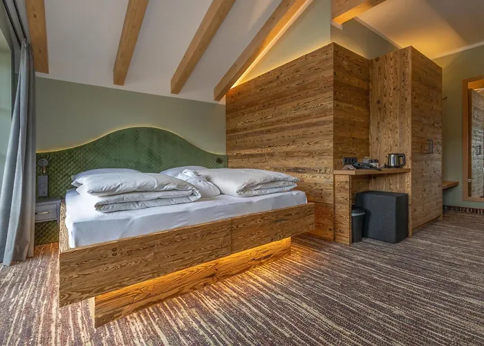 Romantikhotel Zell Am Hotel