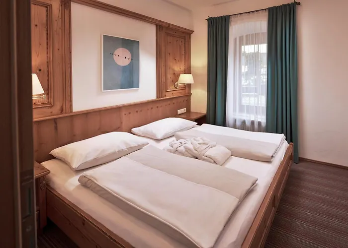 Romantikhotel Zell Am Готель 4*