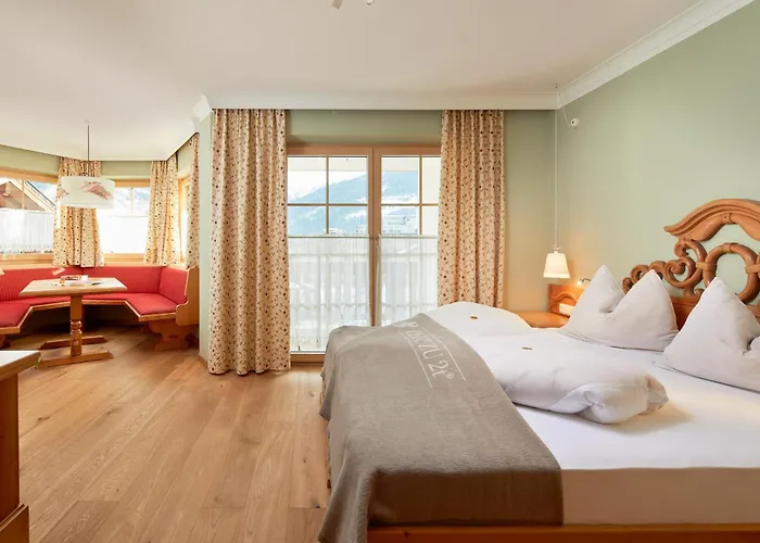 Готель Romantikhotel Zell Am 4*