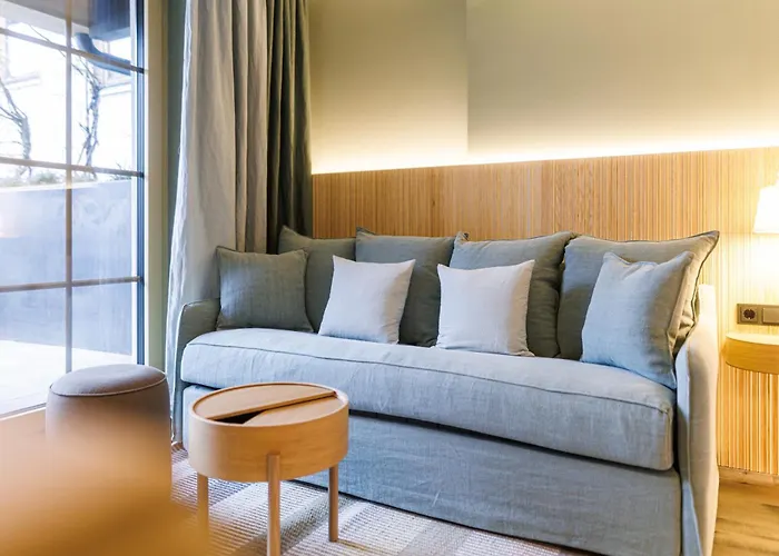 Готель Romantikhotel Zell Am 4*