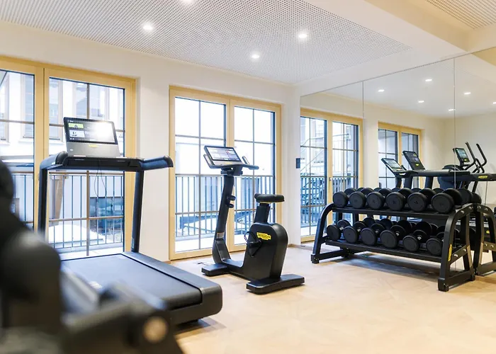 Romantikhotel Zell Am Готель Целль-ам-Зеє