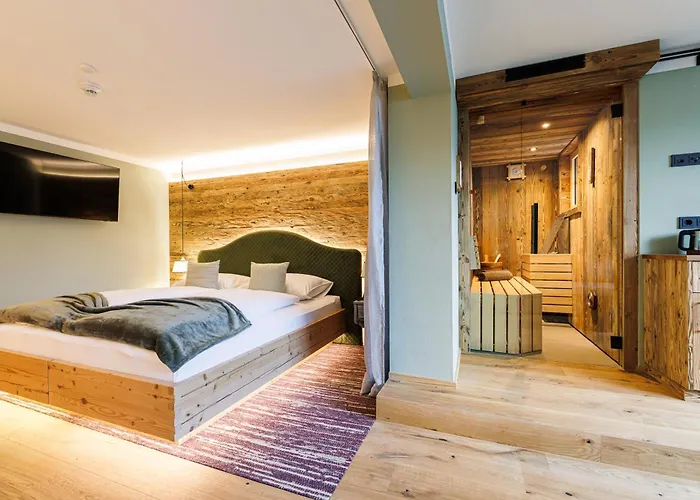 Romantikhotel Zell Am Целль-ам-Зеє