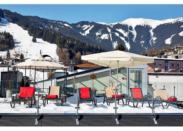 Romantikhotel Zell Am Hotel 4*
