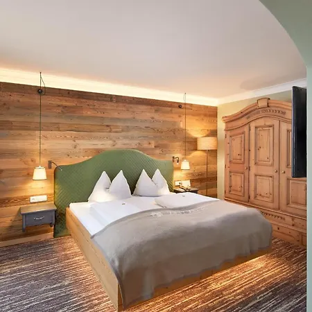 Romantikhotel Zell Am Готель Целль-ам-Зеє