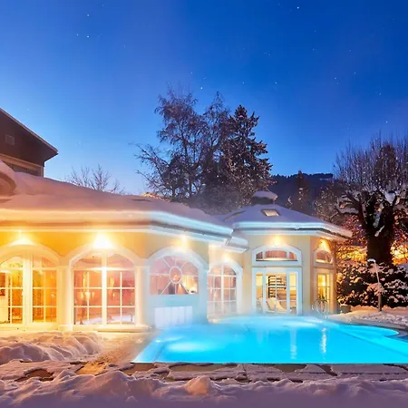 Romantikhotel Zell Am Целль-ам-Зеє