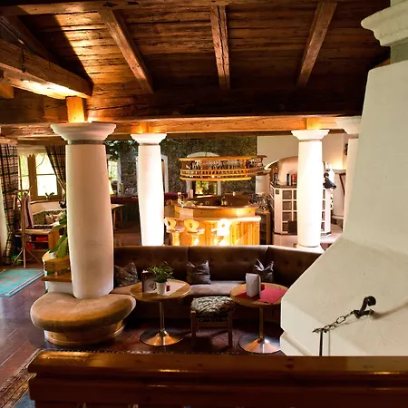 Готель Romantikhotel Zell Am 4*