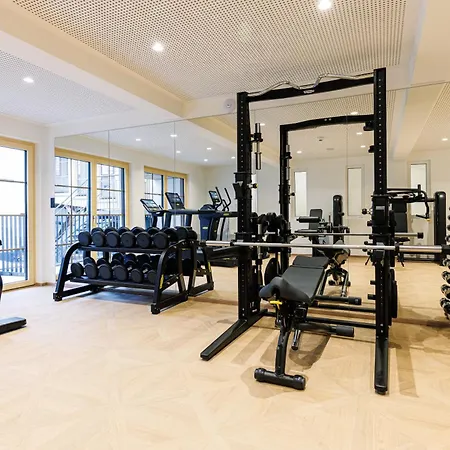 Готель Romantikhotel Zell Am 4*