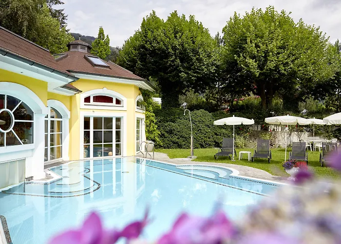 Hotel Romantikhotel Zell Am